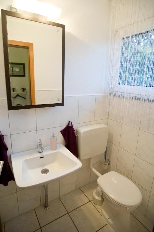 Zimmer Weiss Altenstädt Exteriör bild